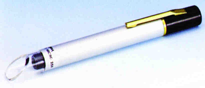 日本PEAK必佳筆式放大鏡